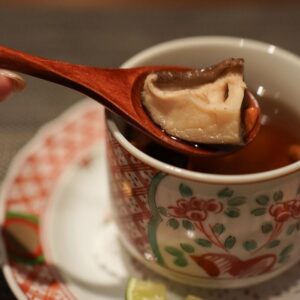 椎茸とフカヒレの蒸しスープ